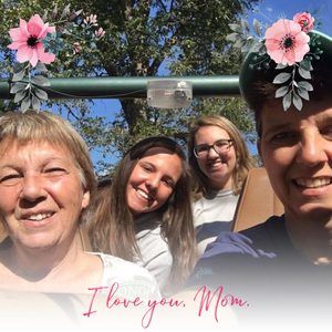 Meet your Posher, Angie